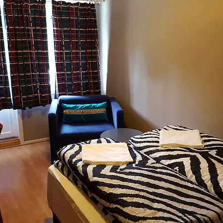 Hovag Gjestehus Motel 2*