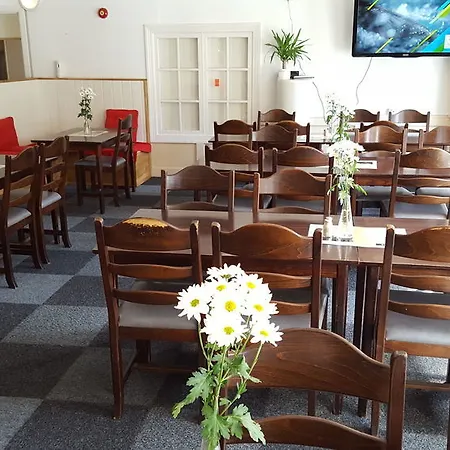 Hovag Gjestehus Motel 2*