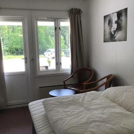 Hovag Gjestehus Motell 2*